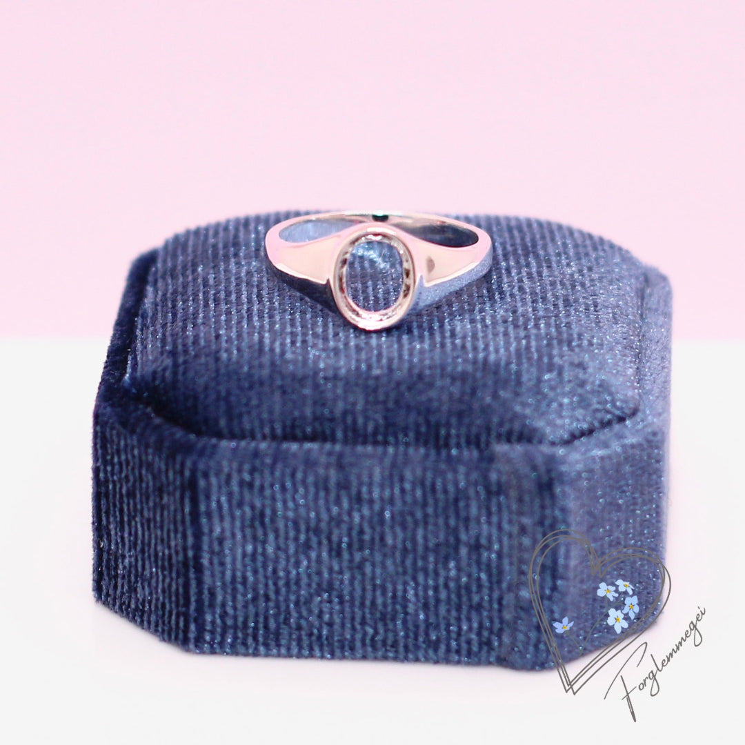 Oval ring