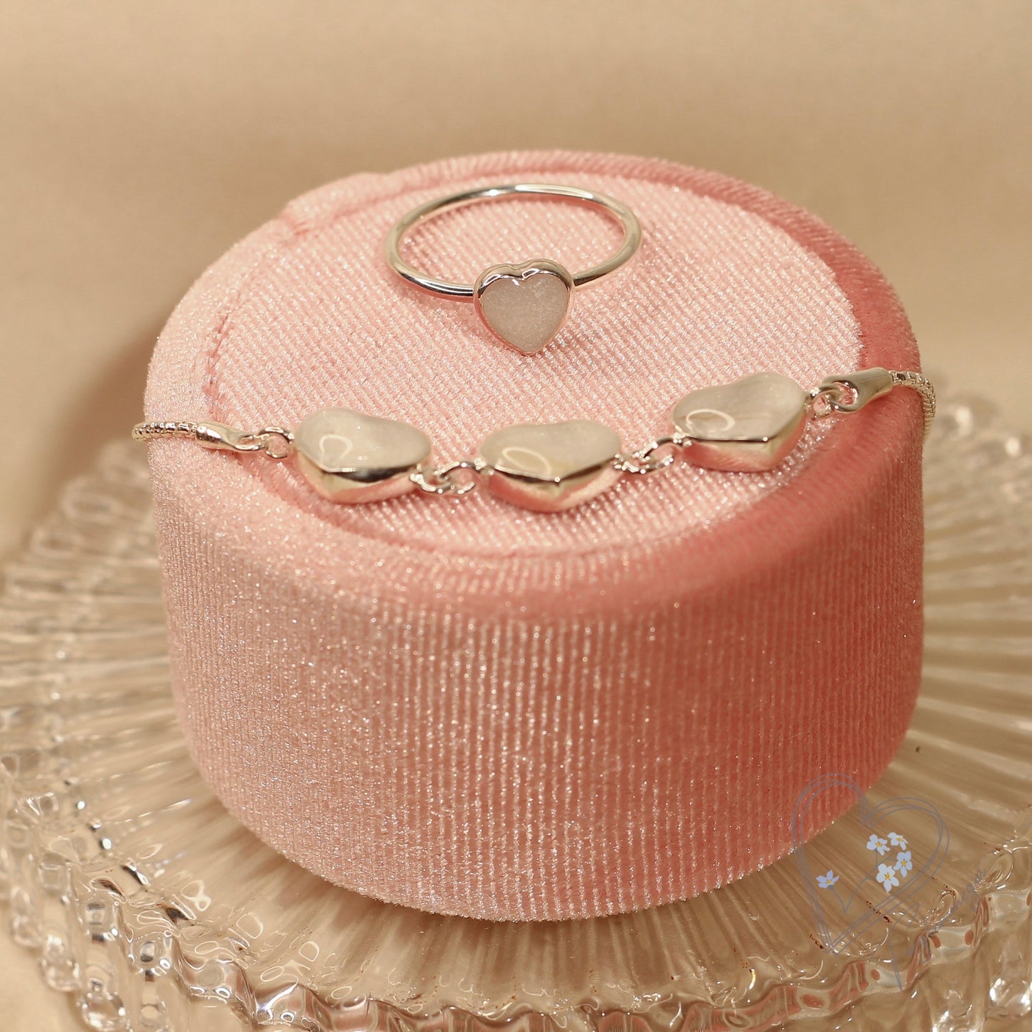 Leonora ring