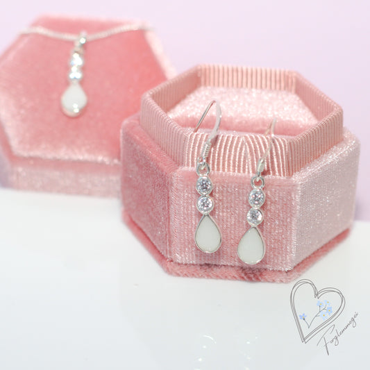 Edel -tear drop øredobber med cubic zirconia